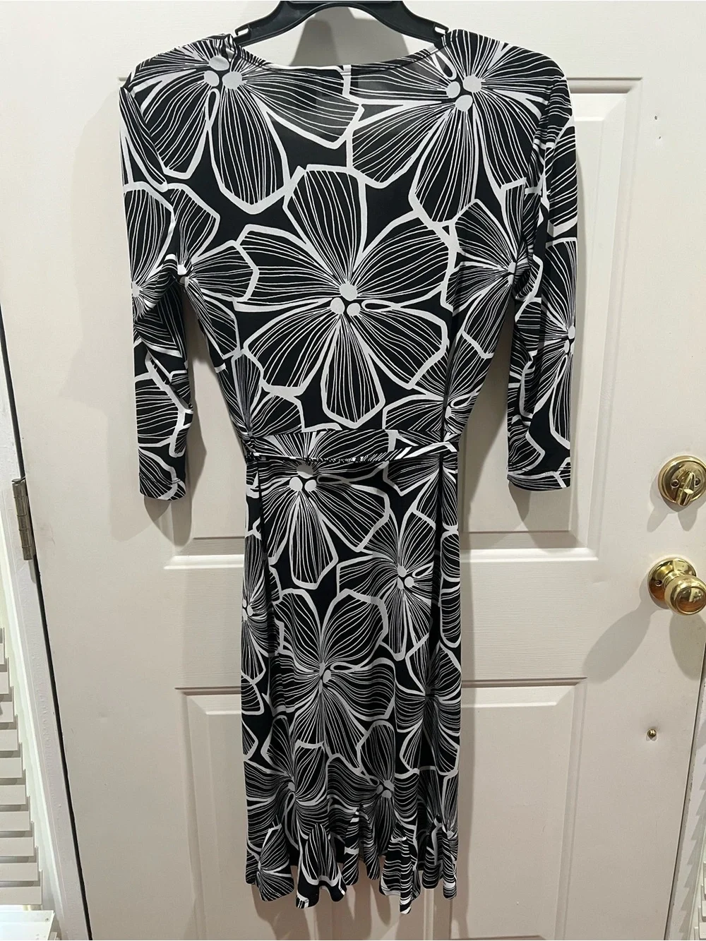 Chico's Black and White Floral Twist-Waist Wrap Dress